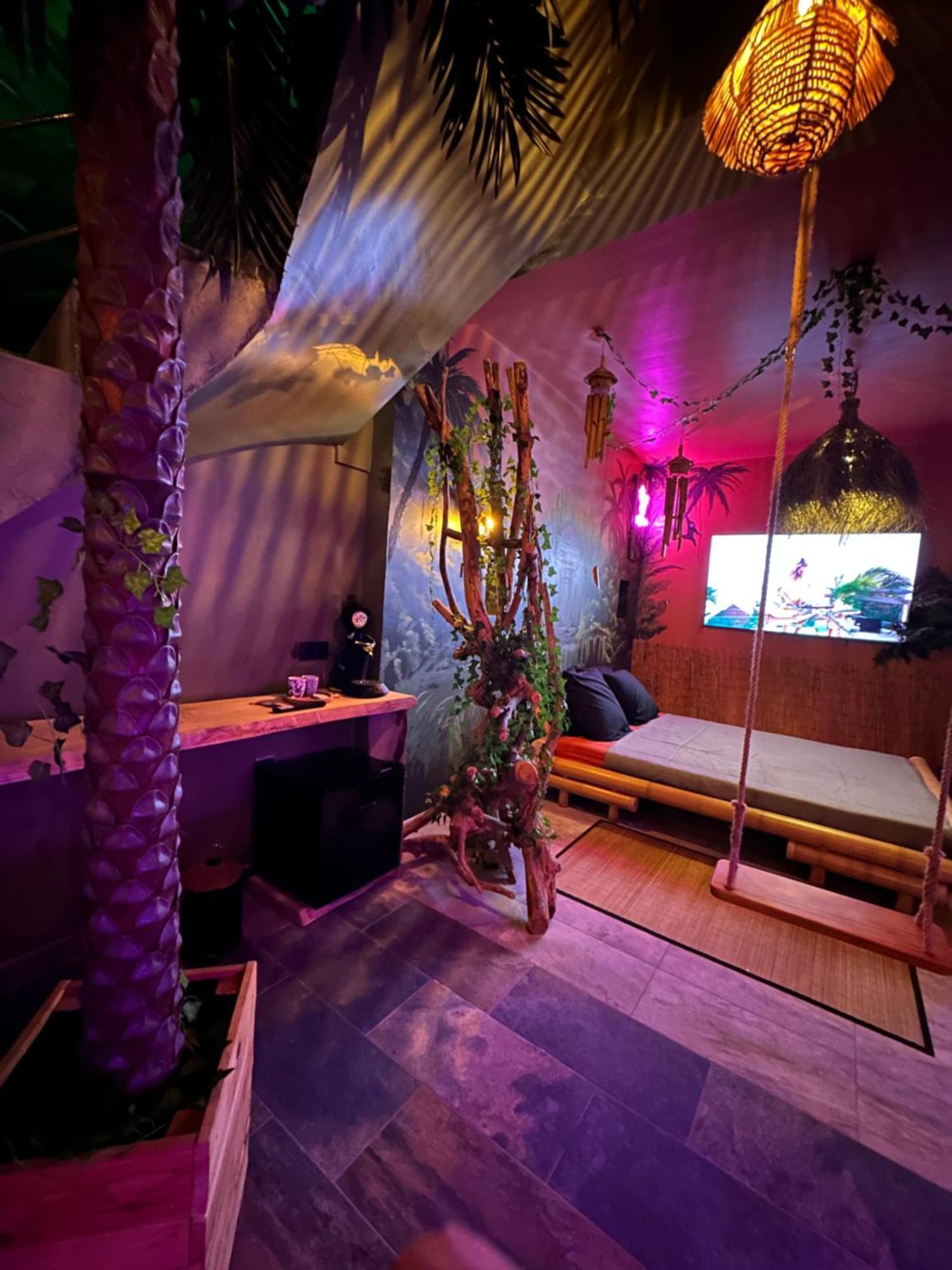Jungle Spa Bed and Breakfast Dunkirk Exteriör bild